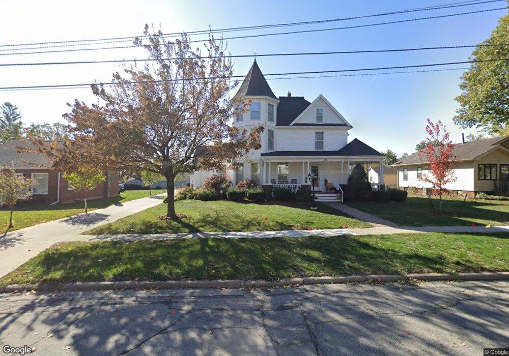 509 S 4th Ave E, Newton, IA 50208 - photo 1