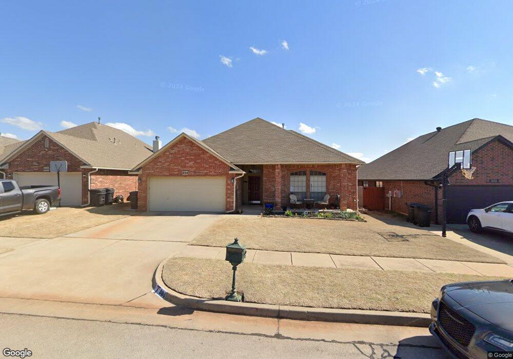 804 Elm Creek Dr, Moore, OK 73160 - photo 1