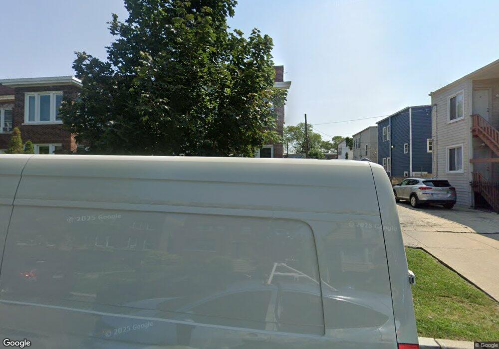 3347 W Cullom Ave unit 2, Chicago, IL 60618 - photo 1