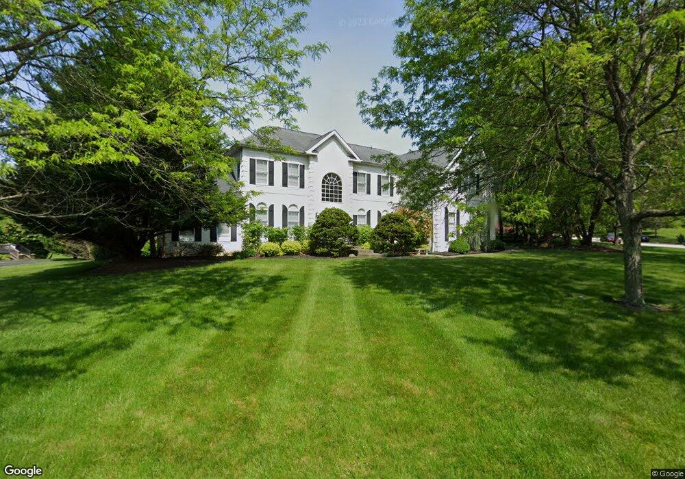 1166 Pebble Spring Dr, Berwyn, PA 19312 - photo 1