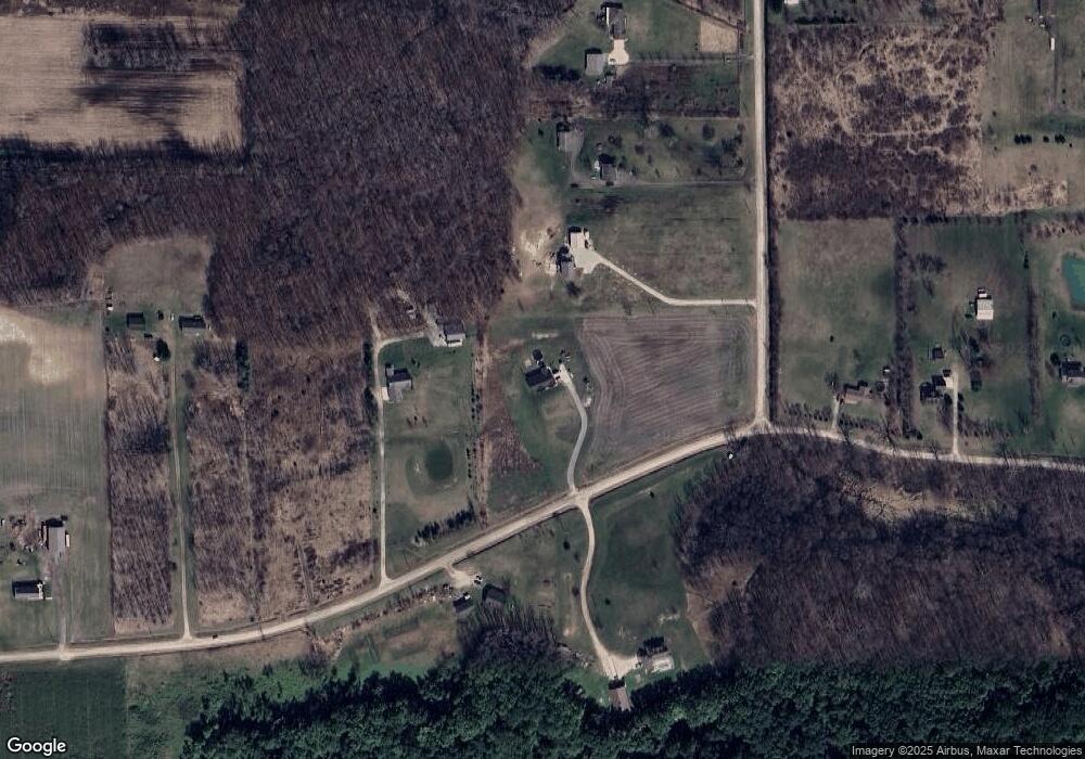 6840 Stout Rd, Carleton, MI 48117 - photo 1