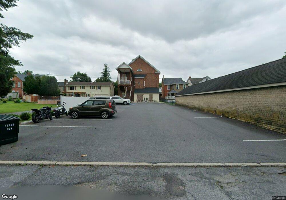 234 S Walnut St unit 6, Bath, PA 18014 - photo 1