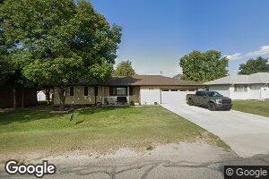433 S 7th St, Phillipsburg, KS 67661