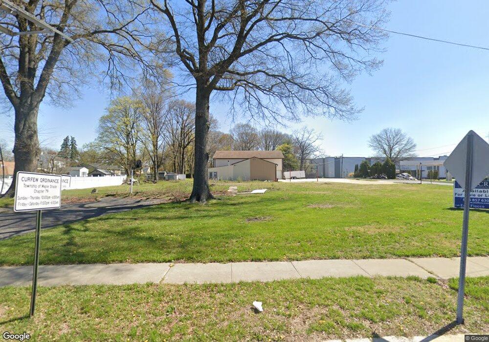 605 N Stiles Ave, Maple Shade Township, NJ 08052 - photo 1