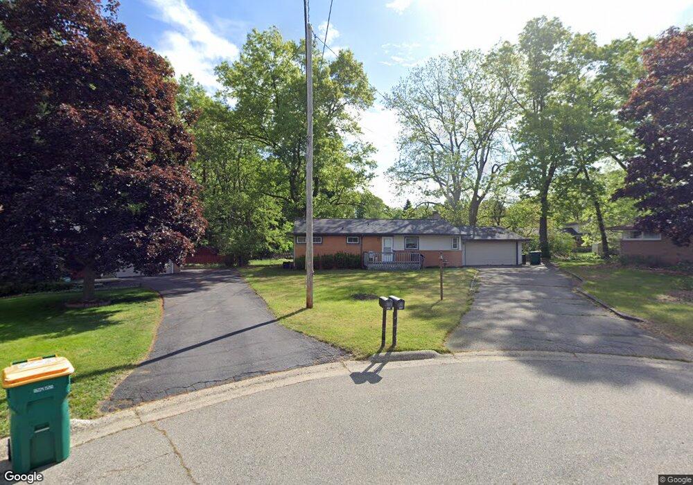 105 Auker Ct, Flushing, MI 48433 - photo 1