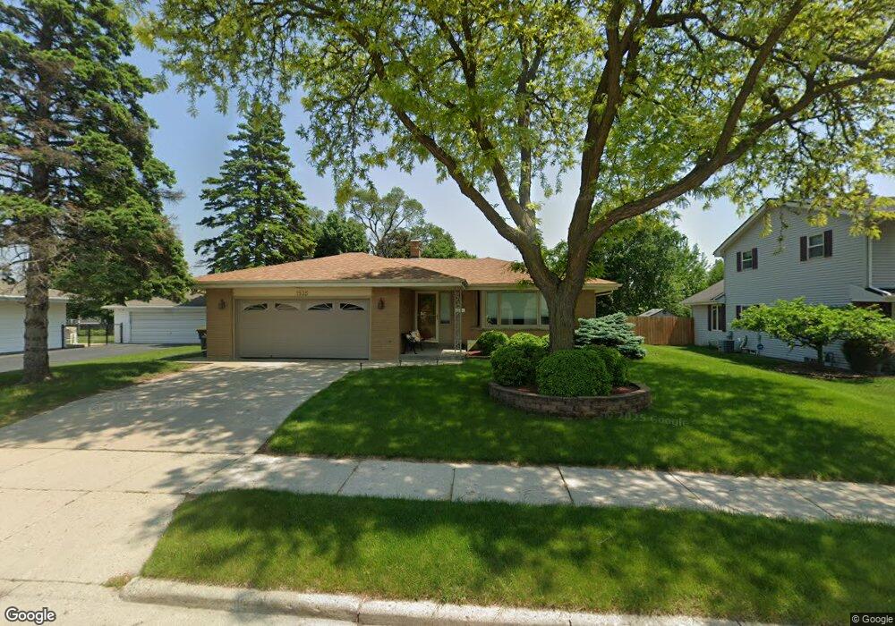 1935 Manhattan Dr, Waukesha, WI 53186 - photo 1