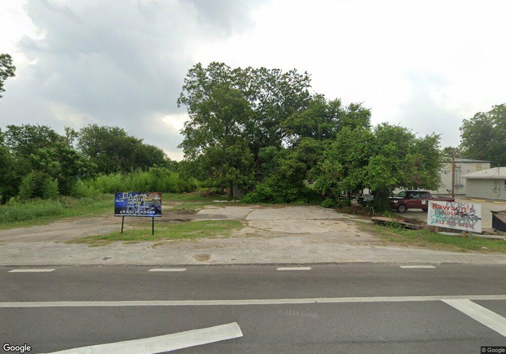 321 S Guadalupe St, San Marcos, TX 78666 - photo 1