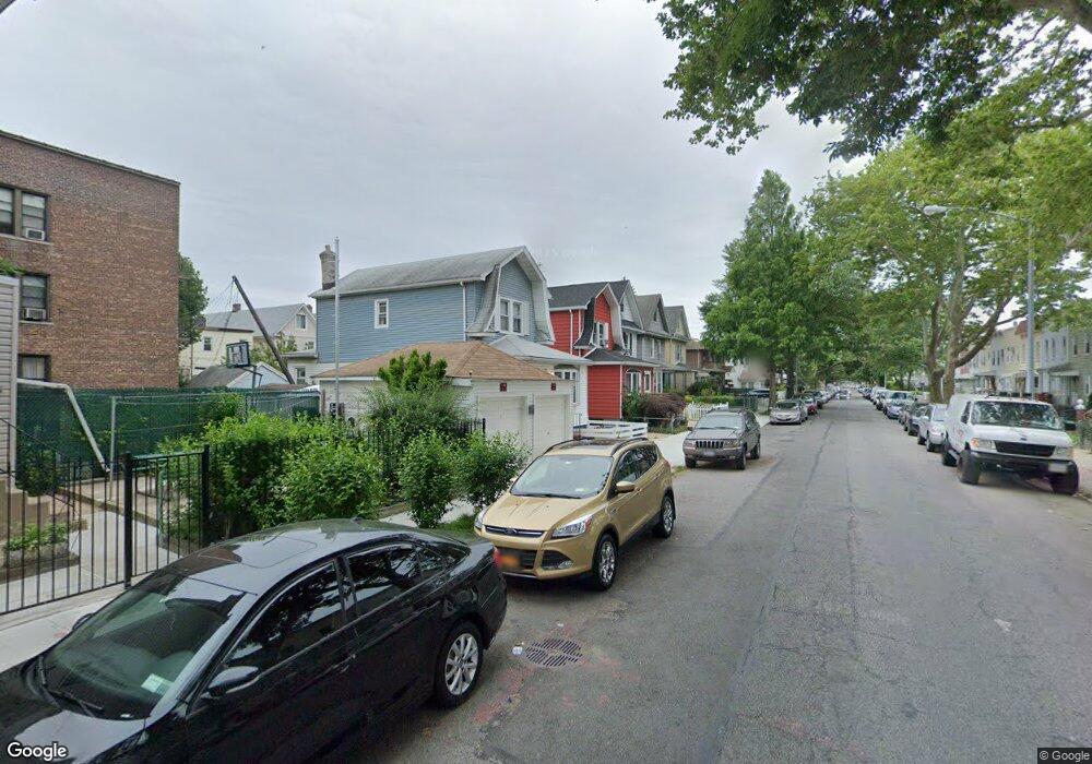 9113 110th St, Richmond Hill, NY 11418 - photo 1