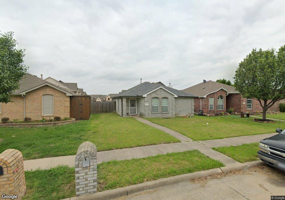 317 Pemberton Dr, Wylie, TX 75098 - photo 1