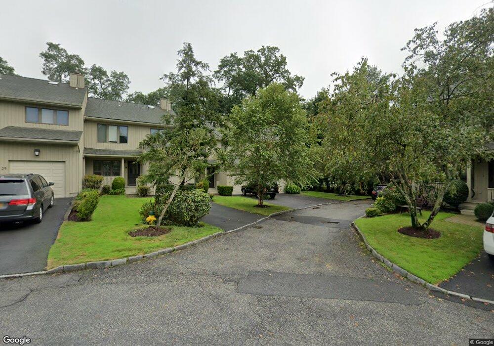 23 Tulip Tree Ln, Mamaroneck, NY 10543 - photo 1