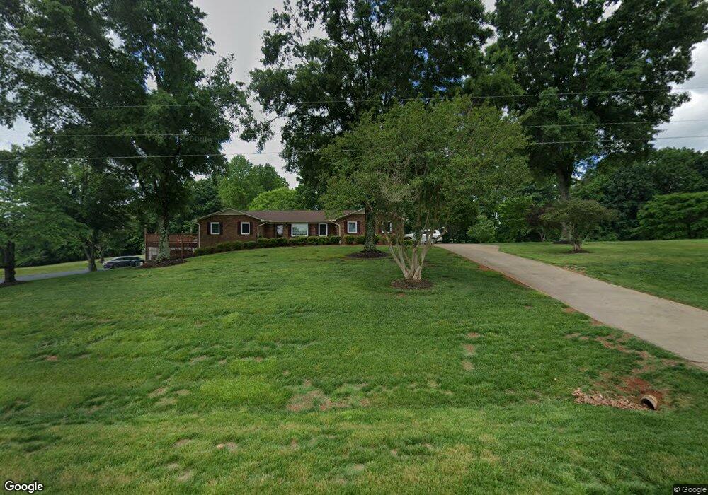 2121 Wilkesboro Hwy, Statesville, NC 28625 - photo 1