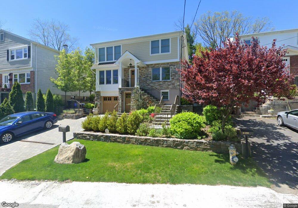 19 Young Place, Tuckahoe, NY 10707 - photo 1