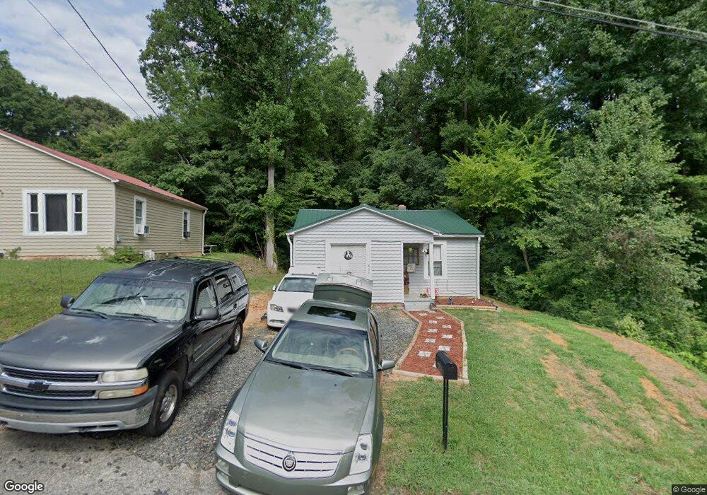 835 Robinson Cir, Reidsville, NC 27320 - photo 1