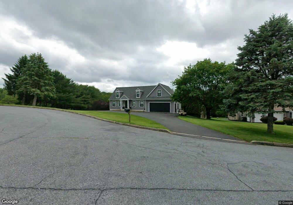 8306 Powder Ln, Zionsville, PA 18092 - photo 1