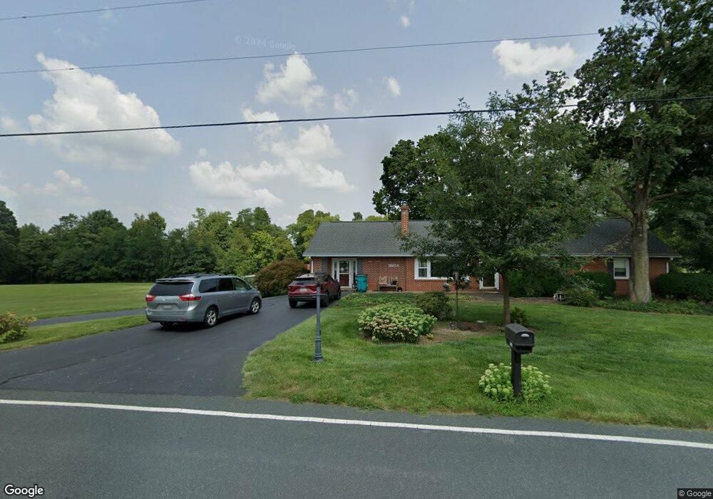 11904 Simpsons Mill Rd, Keymar, MD 21757 - photo 1