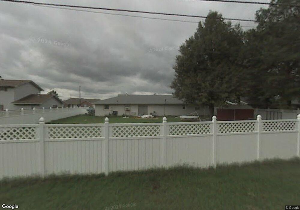 2107 S Oak St, Stuttgart, AR 72160 - photo 1