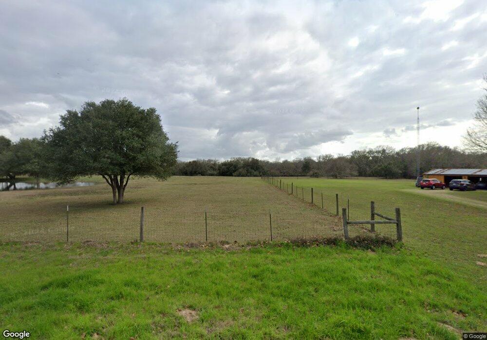 1302 Penny Lake Dr, Wallis, TX 77485 - photo 1