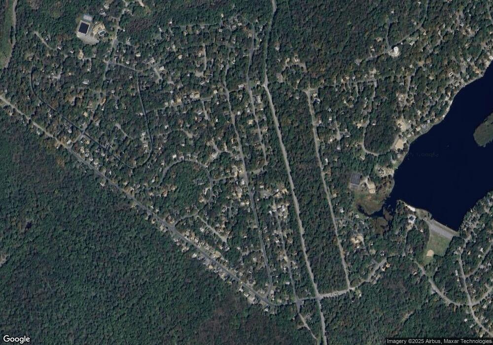 440 Westwood Dr Dr, Tobyhanna, PA 18466 - photo 1