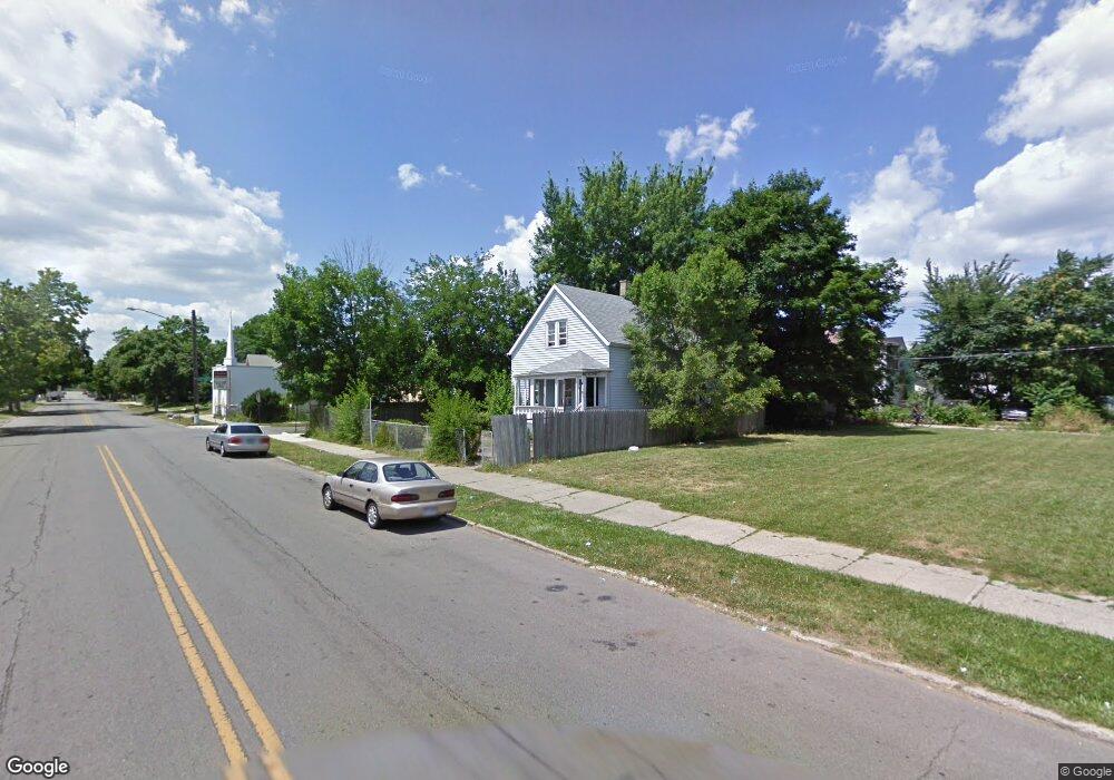 2509 Carpenter St, HamtraMcK, MI 48212 - photo 1