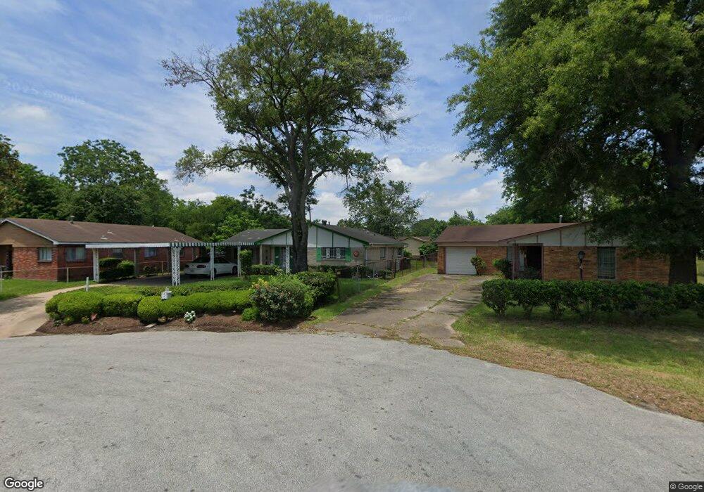 7521 Miley St, Houston, TX 77028 - photo 1