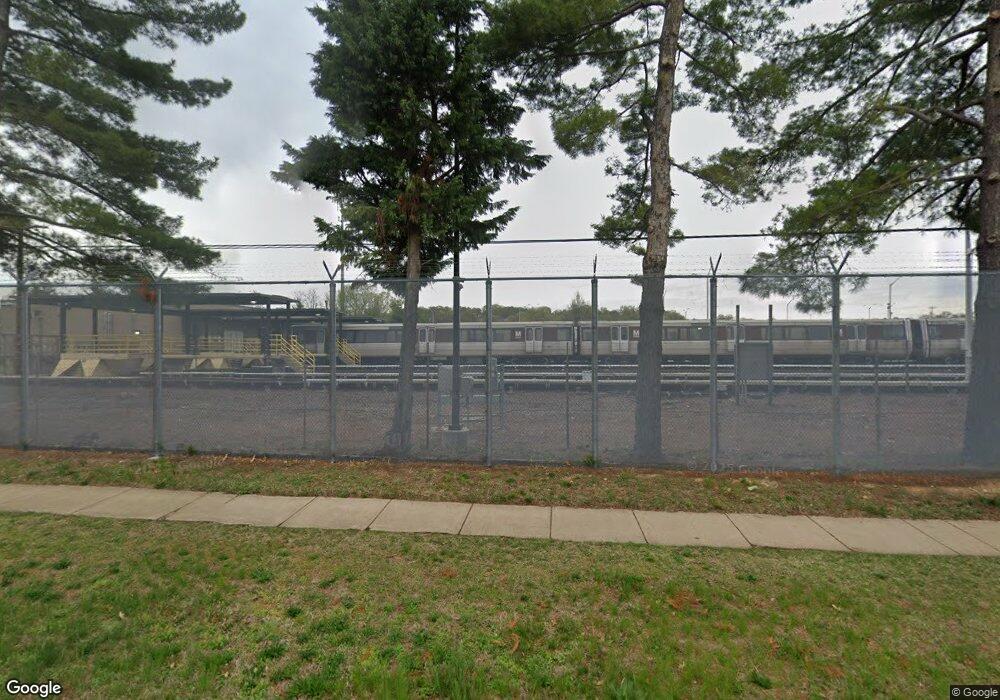 3697 Eisenhower Ave, Alexandria, VA 22304 - photo 1