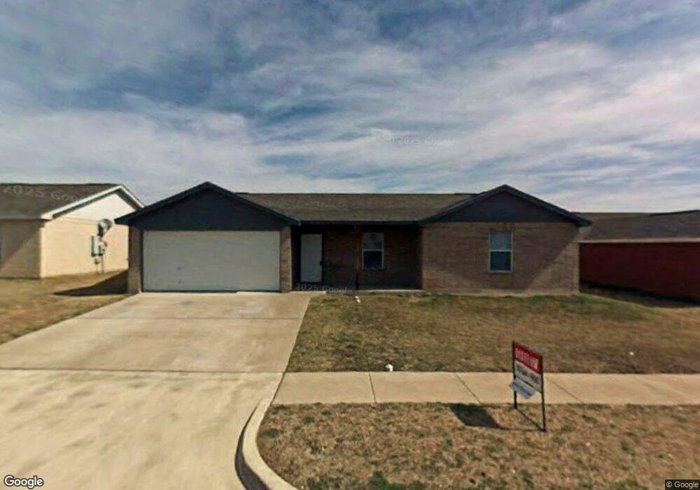 315 Kathy Ln, Granbury, TX 76049 - photo 1