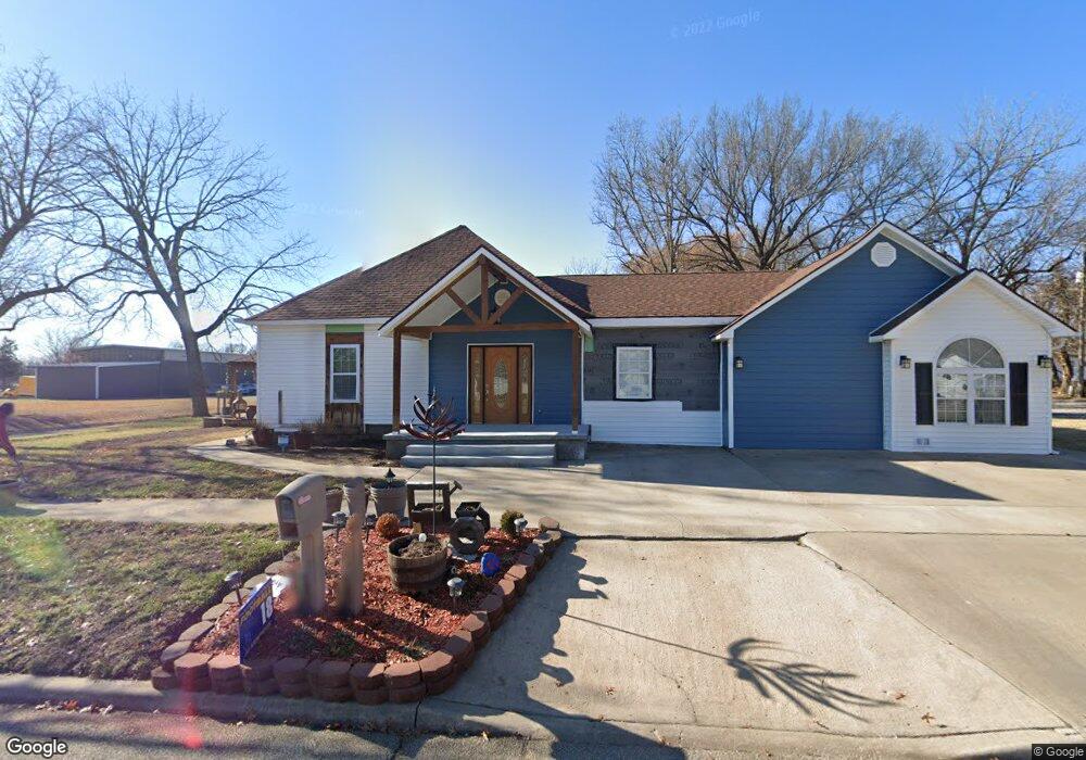 519 S 25th St, Parsons, KS 67357 - photo 1