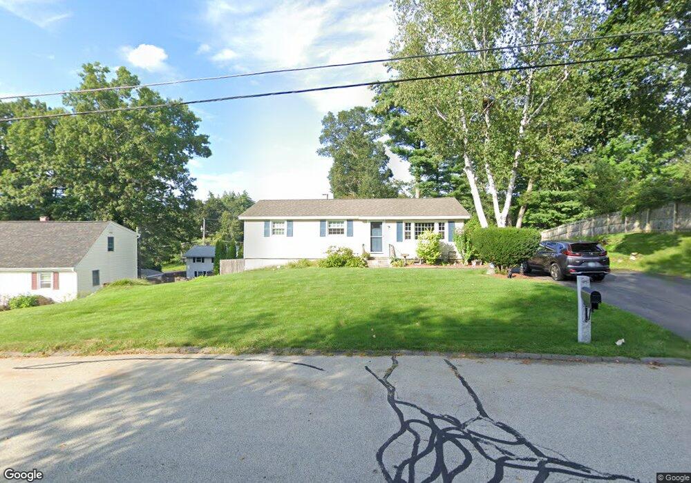 58 Langholm Dr, Nashua, NH 03062 - photo 1