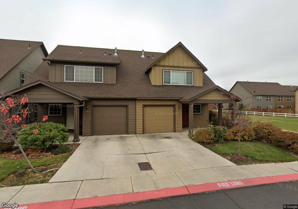 2901 SW Indian Cir, Redmond, OR 97756 - photo 1