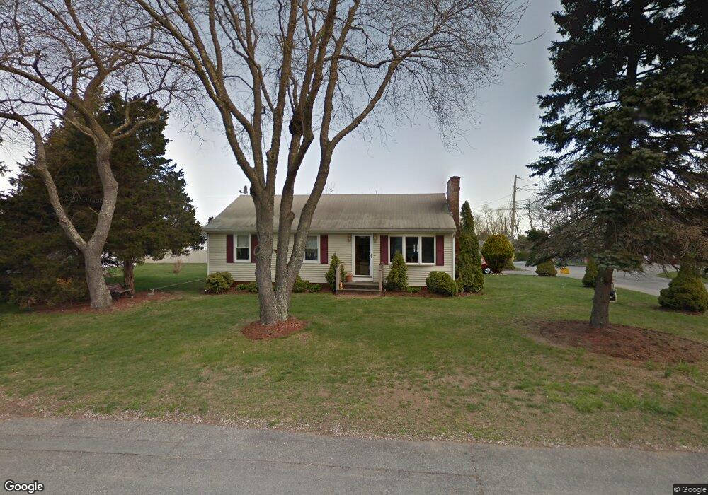4 S Grove Ave, Warren, RI 02885 - photo 1