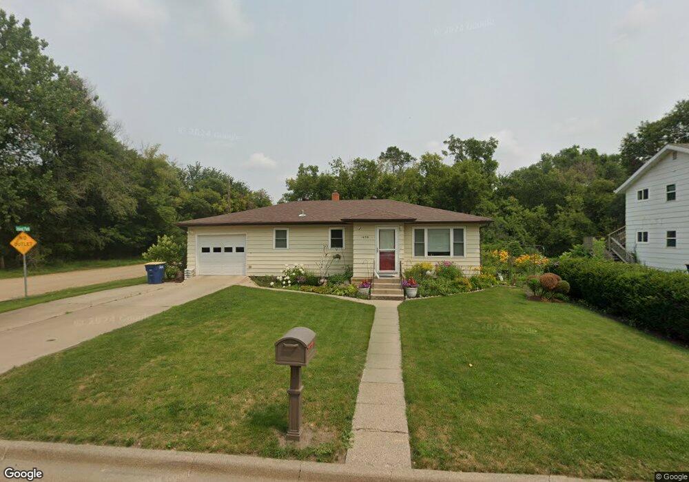 1438 3rd Ave NW, Jamestown, ND 58401 - photo 1