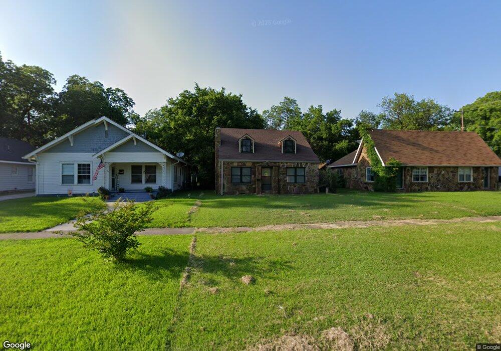 807 Stanley St SW, Ardmore, OK 73401 - photo 1