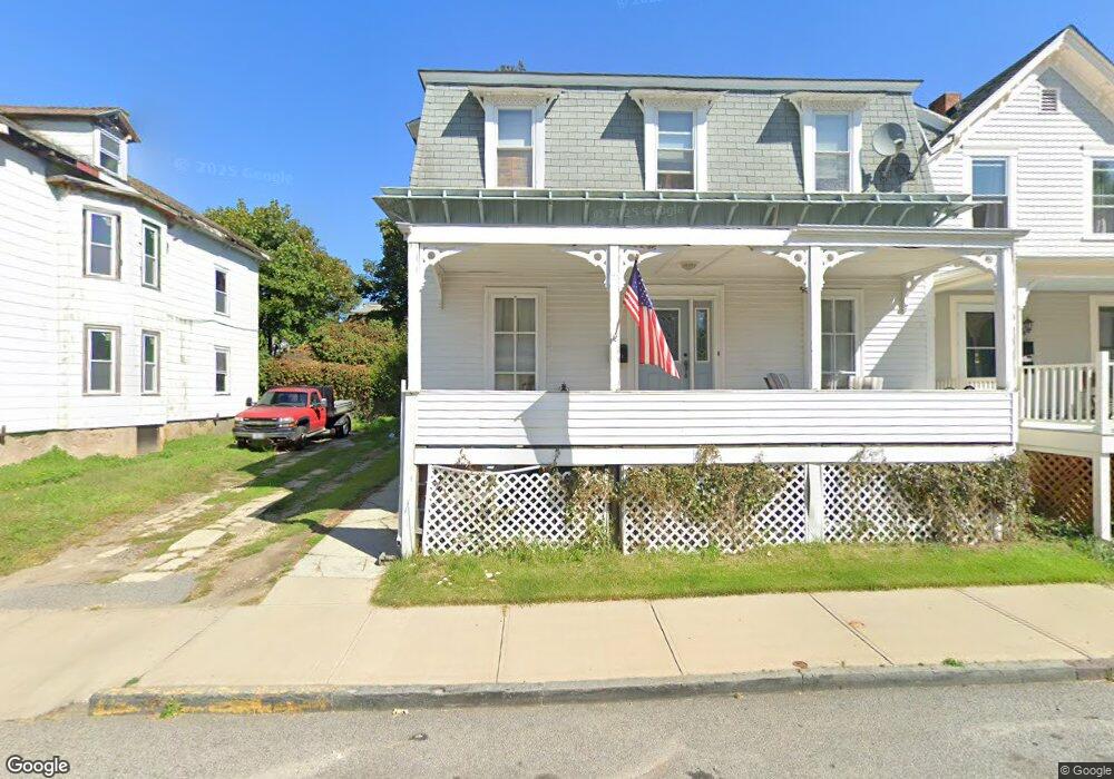 15 1/2 Bayview Ave, Newport, RI 02840 - photo 1