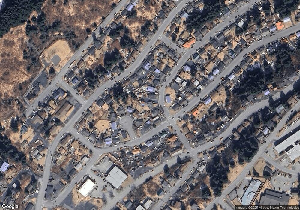 613 Hemlock St, Kodiak, AK 99615 - photo 1