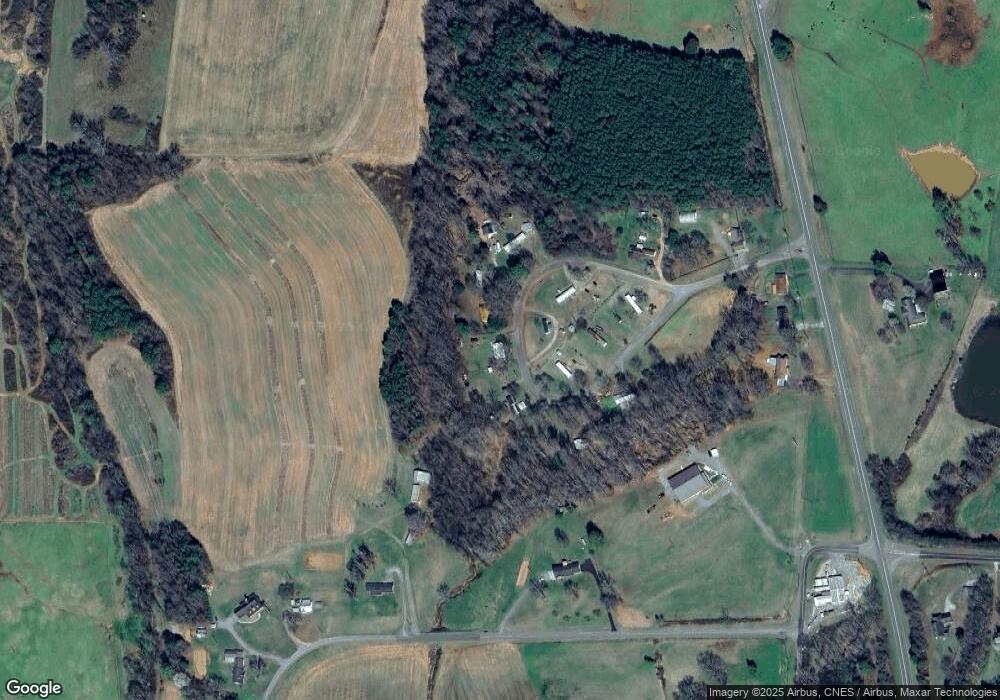 159 Kingsdale Dr, Statesville, NC 28625 - photo 1