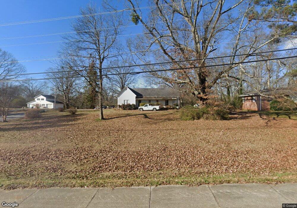 923 W Shadburn Ave, Buford, GA 30518 - photo 1