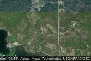 27 Fox Ln, Brooklin, ME 04616