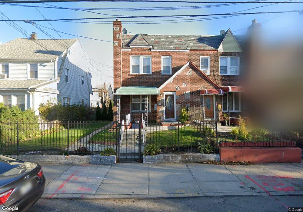 176-28 Sunbury Rd, Jamaica, NY 11434 - photo 1