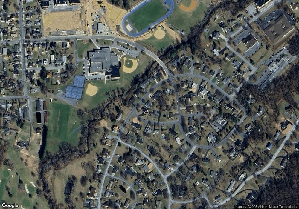 135 Smithfield St, Bedford, PA 15522 - photo 1