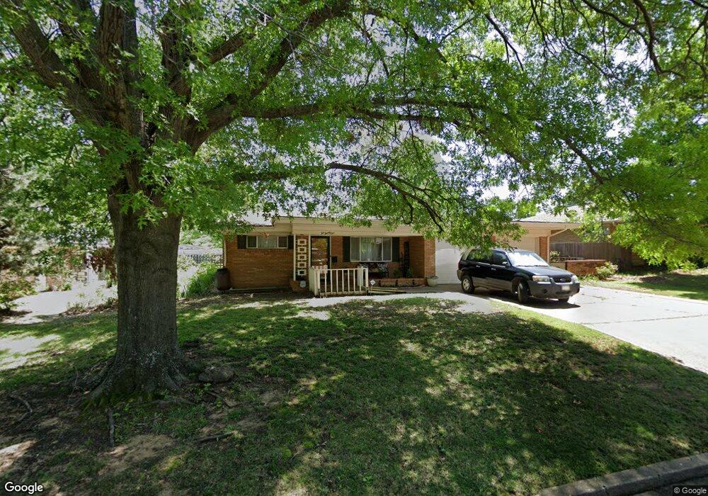 1021 E 11th St, Cushing, OK 74023 - photo 1