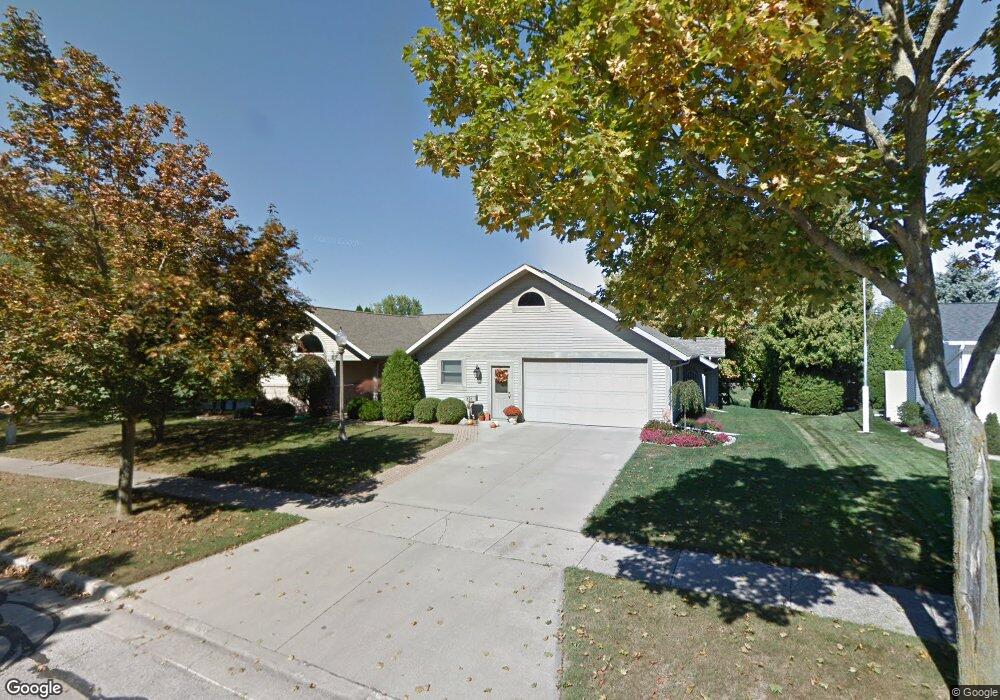 391 Mary Ln, Frankenmuth, MI 48734 - photo 1