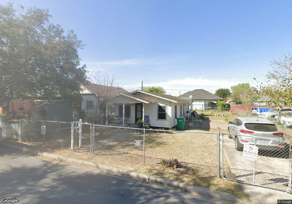 427 E Chapa Ave, Pharr, TX 78577 - photo 1