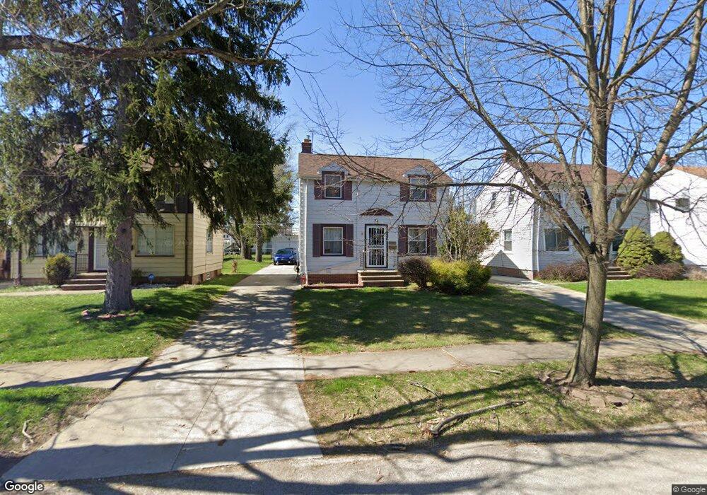 5532 Dalewood Ave, Maple Heights, OH 44137 - photo 1