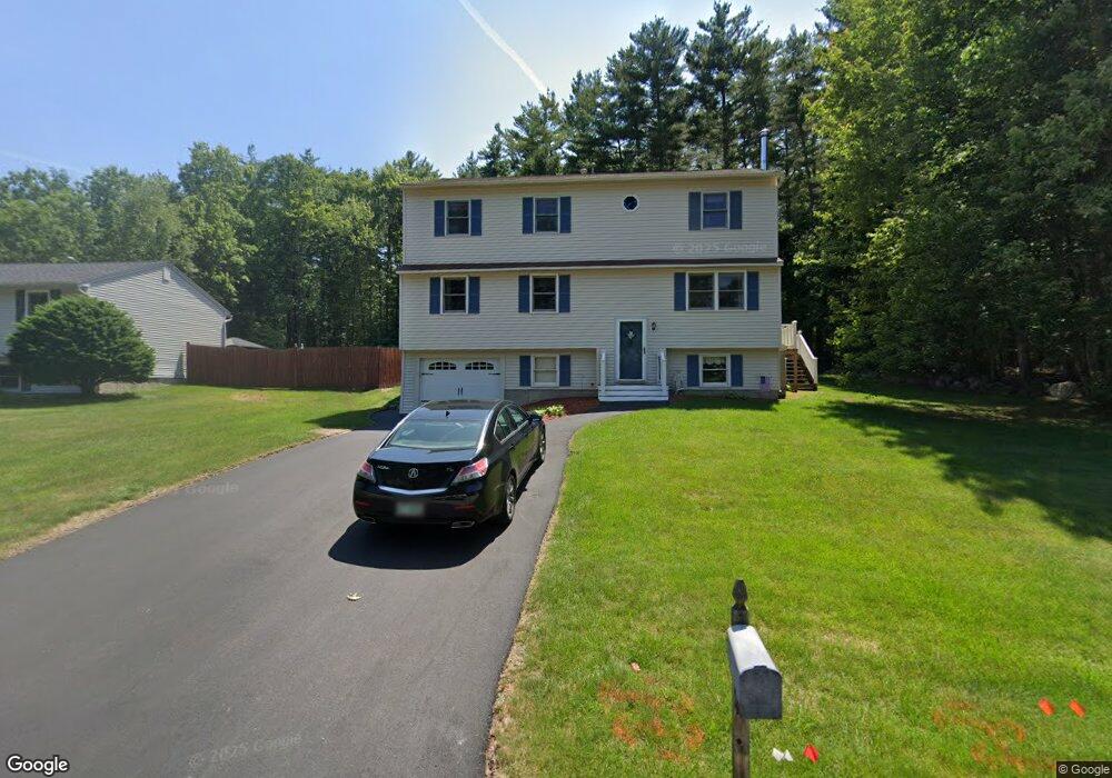 26 Iris Dr, MerriMacK, NH 03054 - photo 1