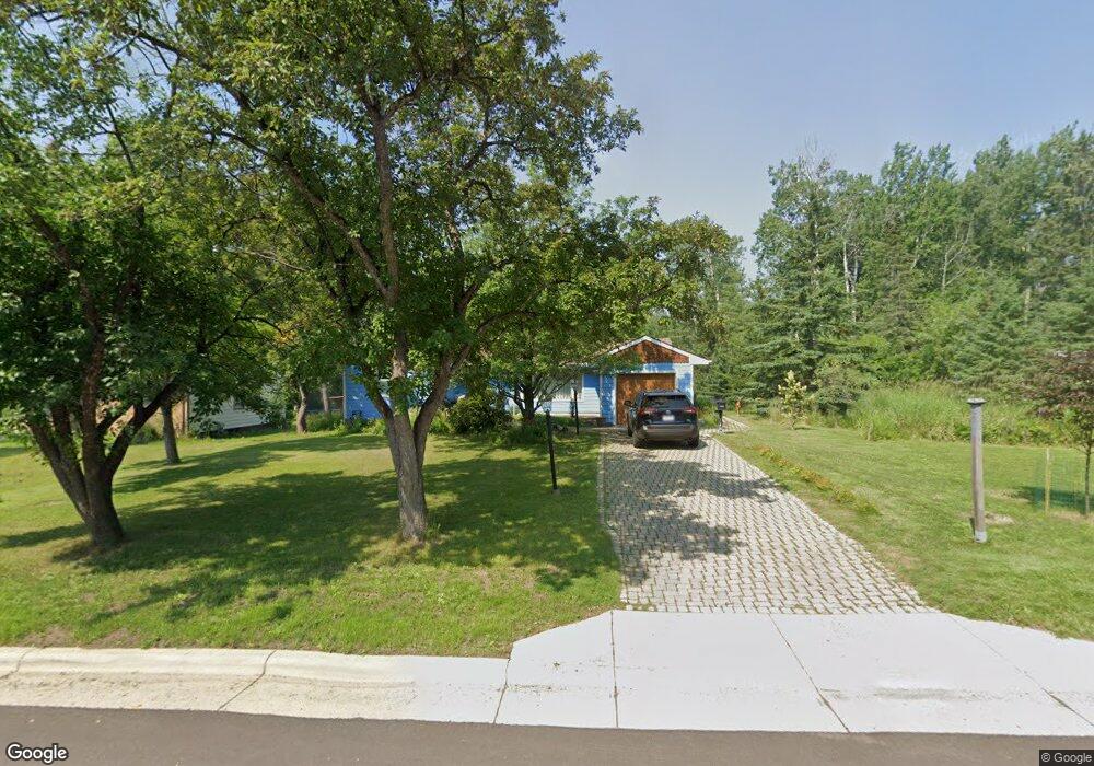 3743 Crescent View Ave, Duluth, MN 55804 - photo 1