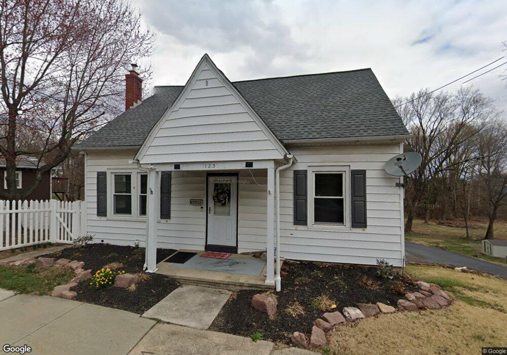 123 Walnut St, Mohnton, PA 19540 - photo 1