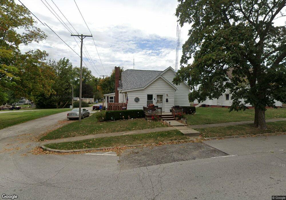 241 S Main St, Virginia, IL 62691 - photo 1