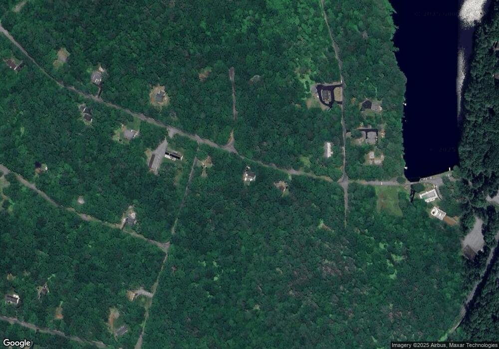 106 Clubhouse Dr, Hawley, PA 18428 - photo 1