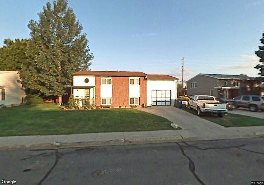 1012 Baldwin Dr, Cheyenne, WY 82001 - photo 1