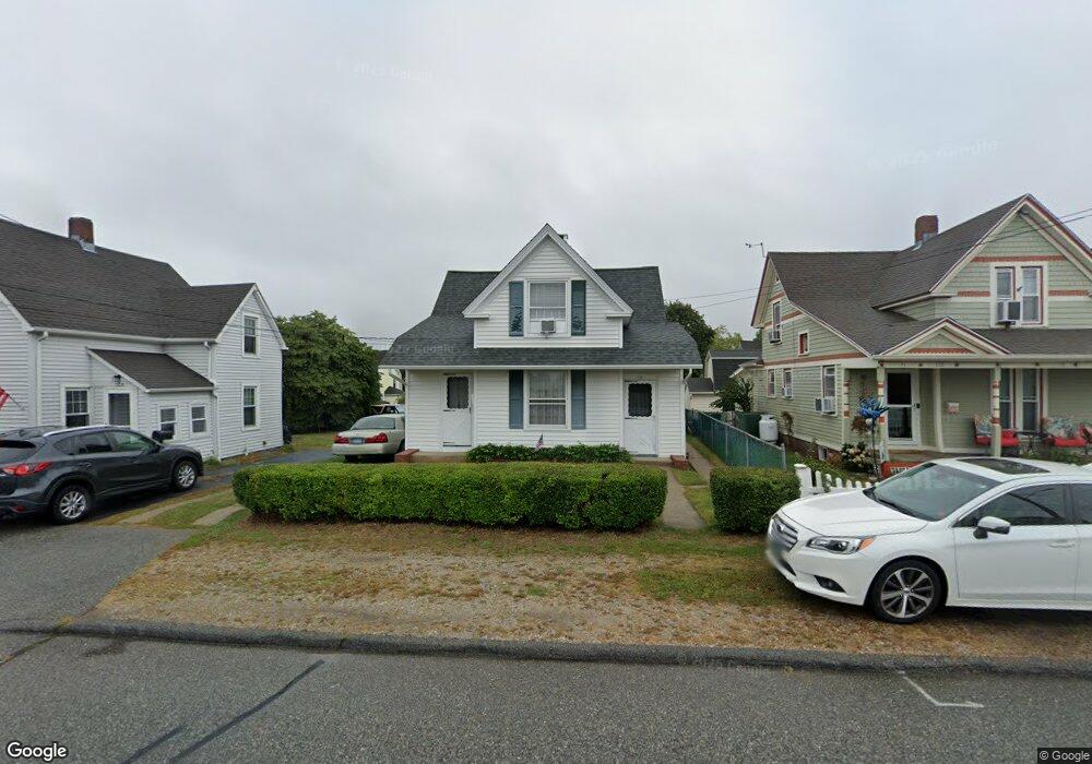 112 Smith St, Groton, CT 06340 - photo 1